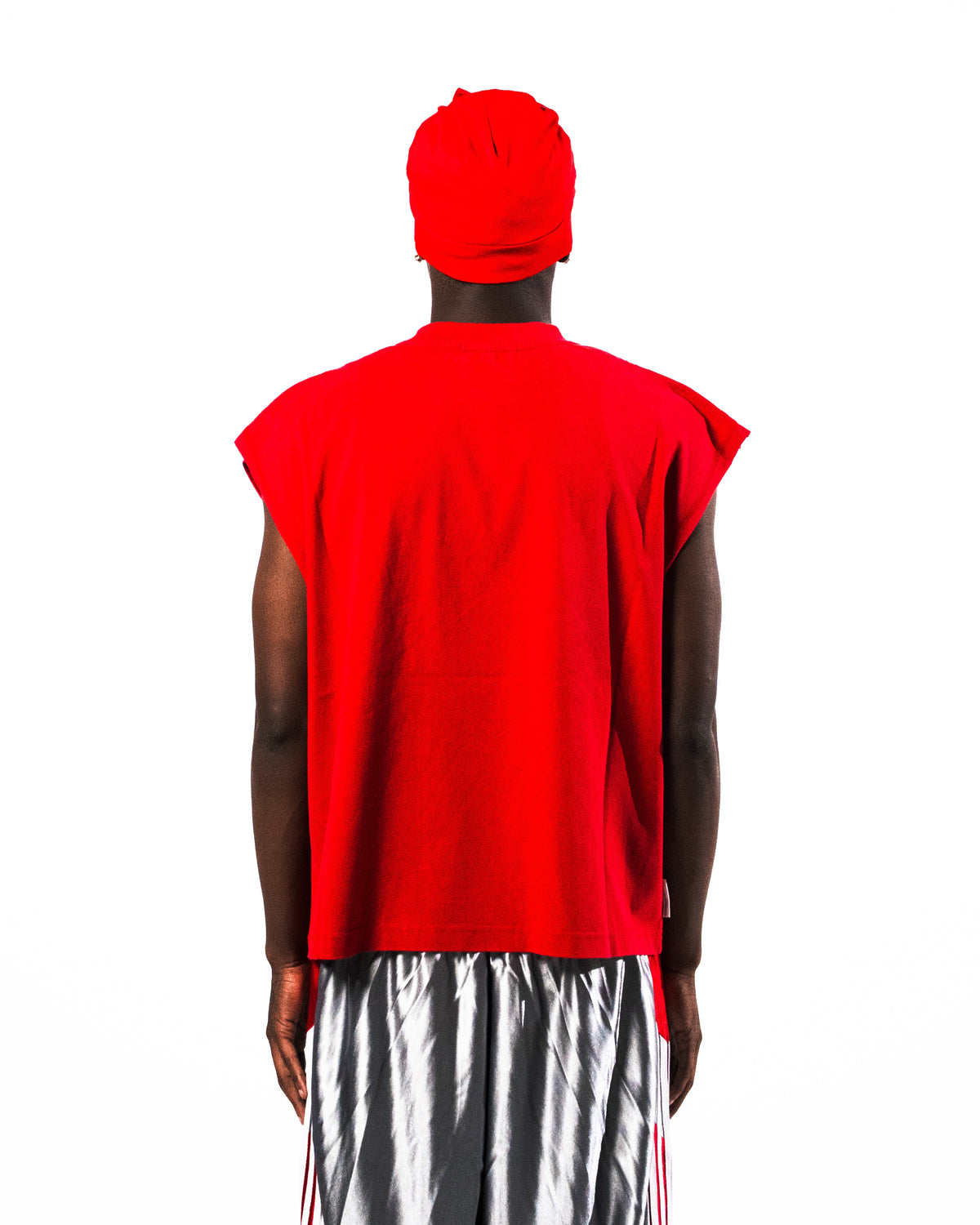 Essential Cut Off Tee