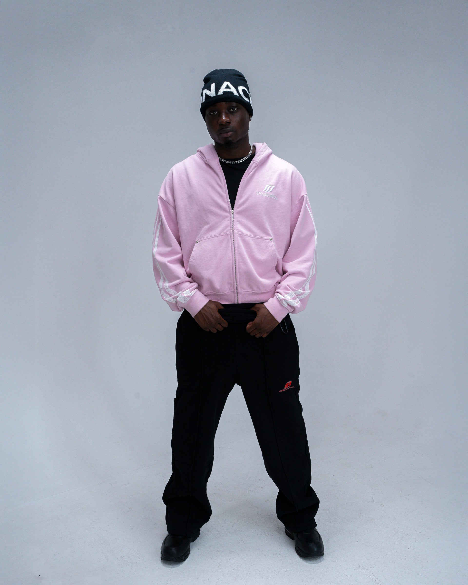 ONACERO CLASSIC ZIP PINK HOODIE