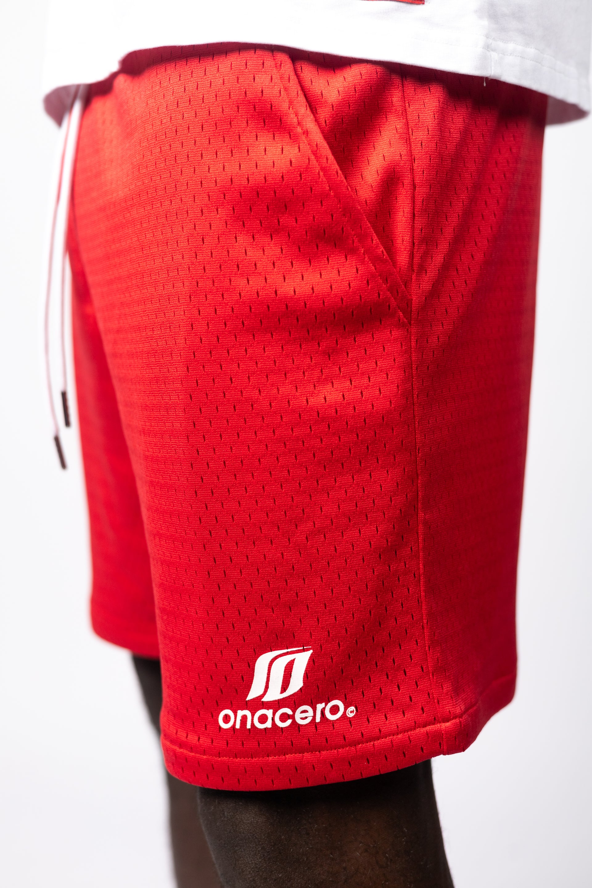 Onacero Essential  Red Shorts