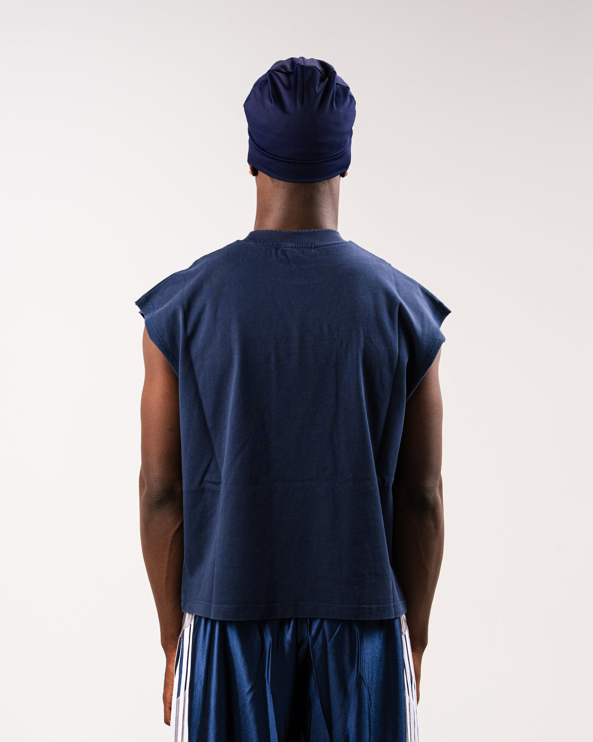 Essential Cut Off Tee