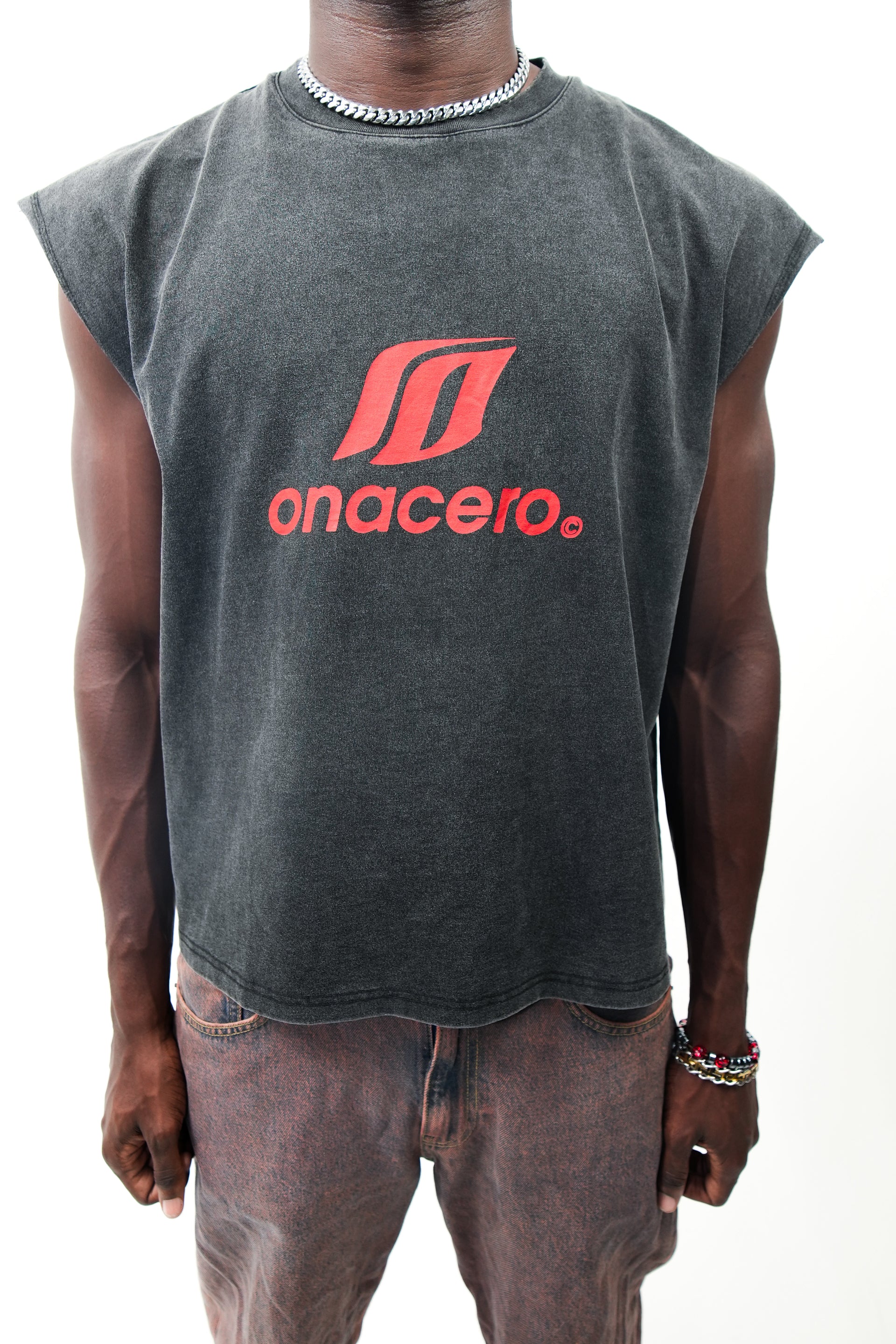 Onacero Sleeveless Tee